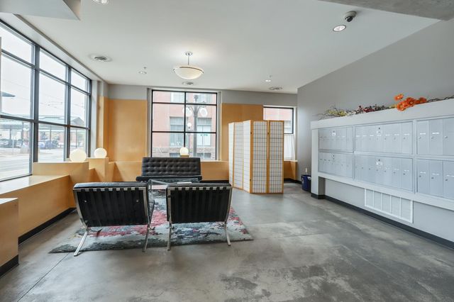 270 4th Street E 504, Saint Paul, MN 55101