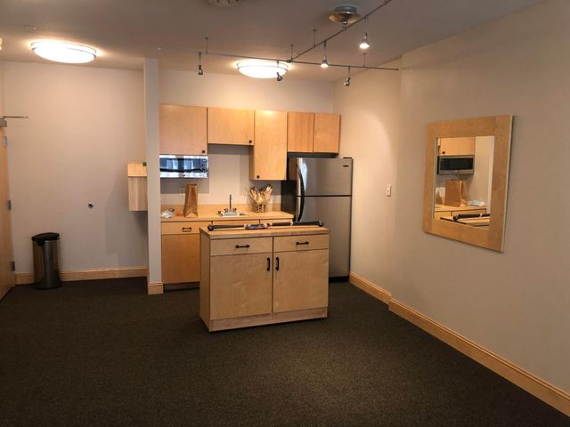 270 4th Street E 504, Saint Paul, MN 55101