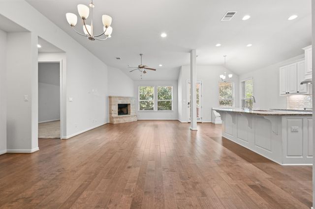 1712 Highland Ridge RD, Georgetown, TX 78628