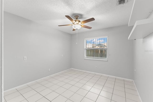 4471 W HUMPHREY STREET, Tampa, FL 33614