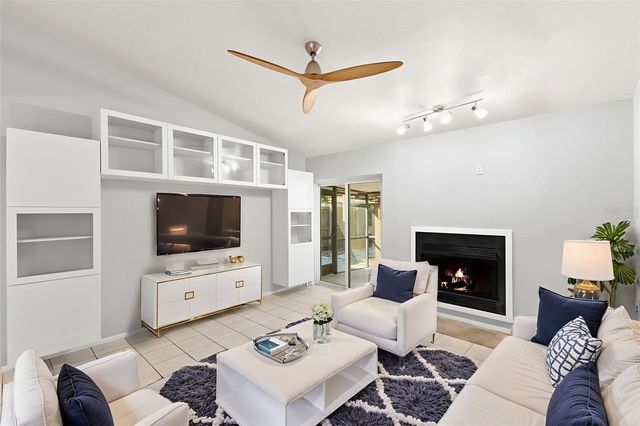 4471 W HUMPHREY STREET, Tampa, FL 33614