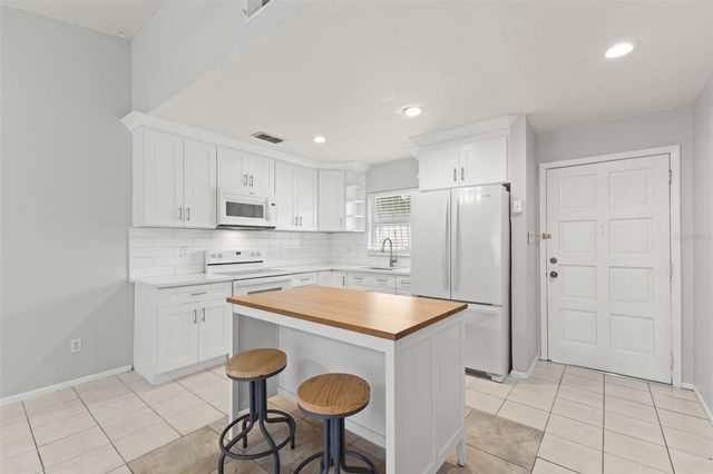 4471 W HUMPHREY STREET, Tampa, FL 33614