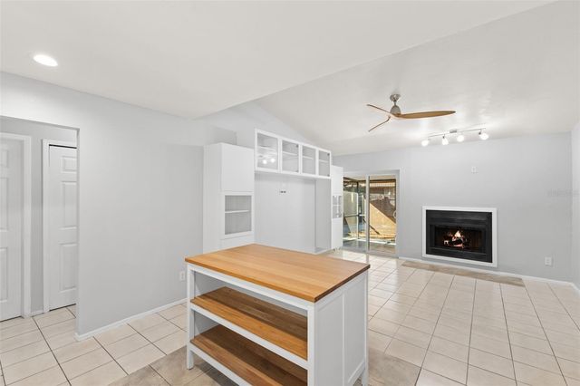 4471 W HUMPHREY STREET, Tampa, FL 33614