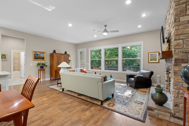 8012 Rose Ridge Pvt Lane, Fairview, TN 37062