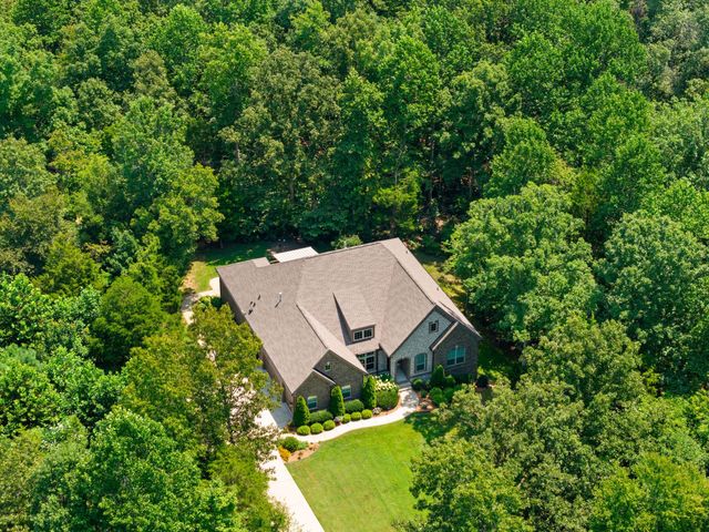 8012 Rose Ridge Pvt Lane, Fairview, TN 37062