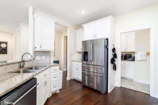 28 Jardin Way, Hot Springs Village, AR 71909