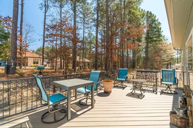 28 Jardin Way, Hot Springs Village, AR 71909