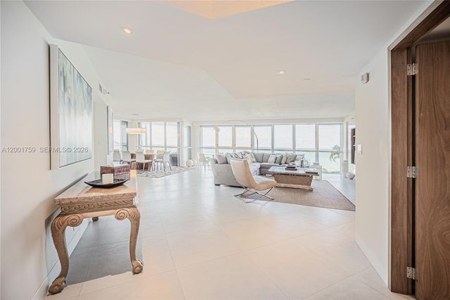 16485 Collins Avenue 536, Sunny Isles Beach, FL 33160