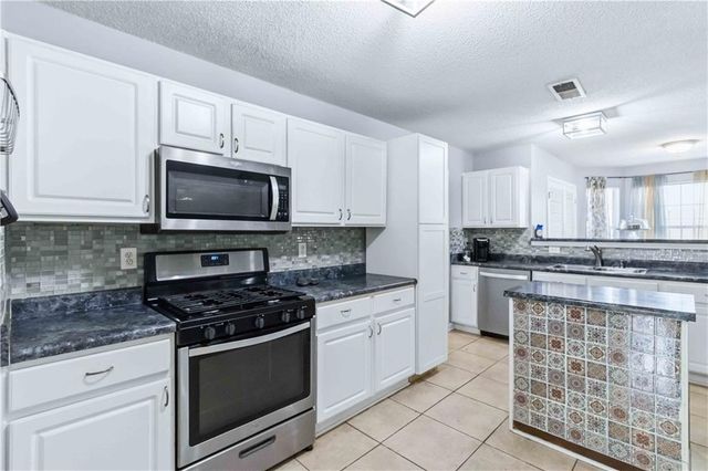 700 Deshon Creek Drive, Lithonia, GA 30058