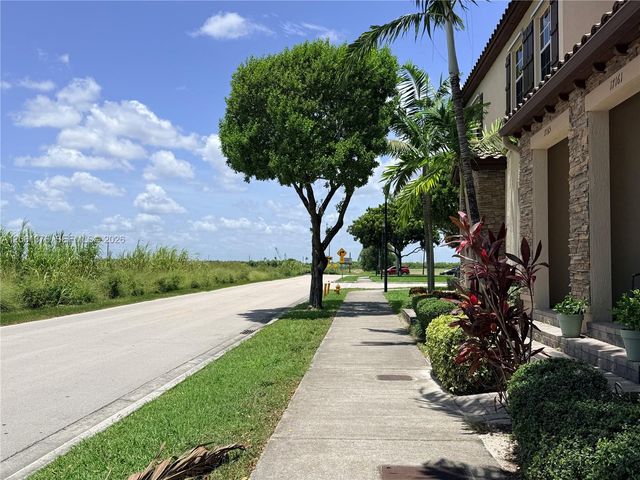 17157 SW 96th Street, Miami, FL 33196