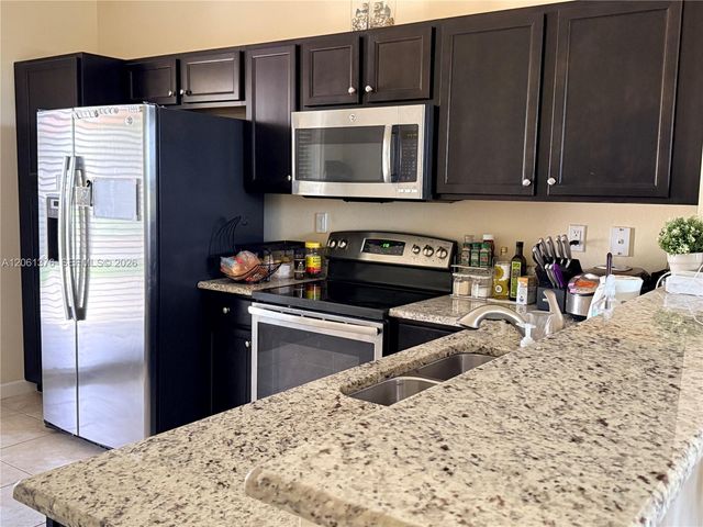17157 SW 96th Street, Miami, FL 33196
