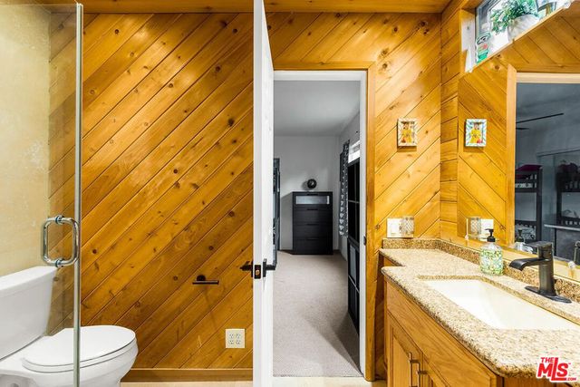 7130 Gateshead Way, Los Angeles, CA 91307