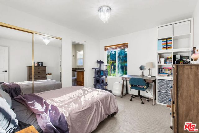 7130 Gateshead Way, Los Angeles, CA 91307