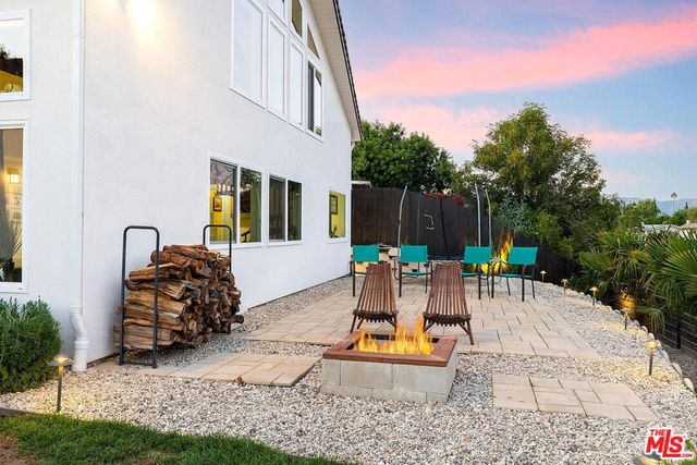 7130 Gateshead Way, Los Angeles, CA 91307