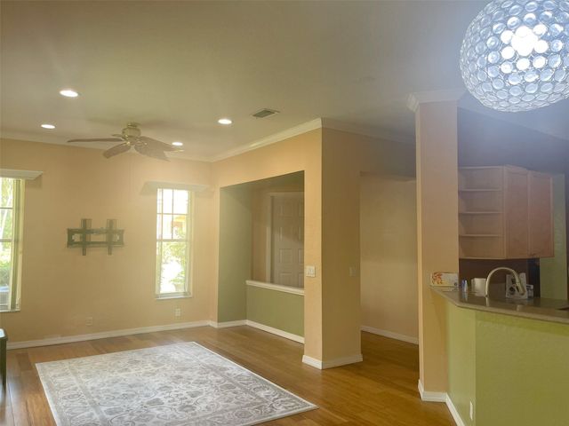 5748 NW 119th Ter, Coral Springs, FL 33076