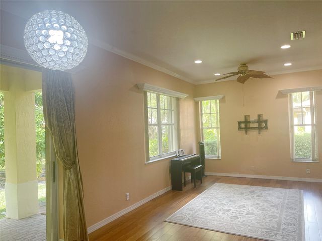 5748 NW 119th Ter, Coral Springs, FL 33076