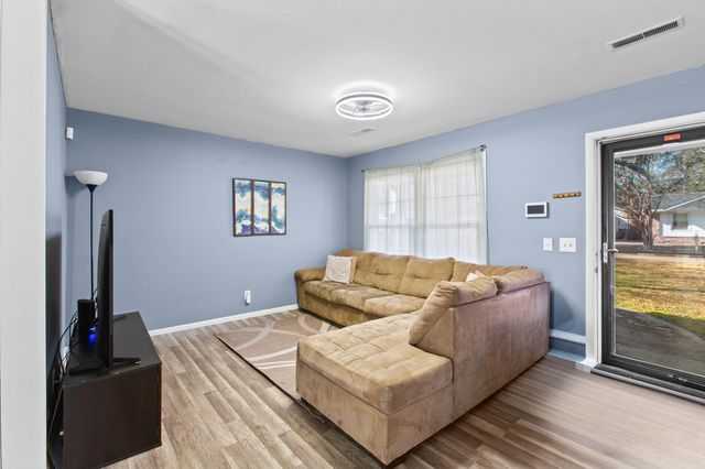 1009 Margaret Drive, Ladson, SC 29456