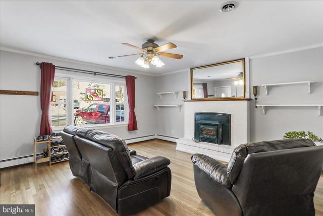 11907 WESLEY DR, Hagerstown, MD 21742