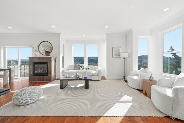 188 Mary Teresa Street, San Francisco, CA 94134