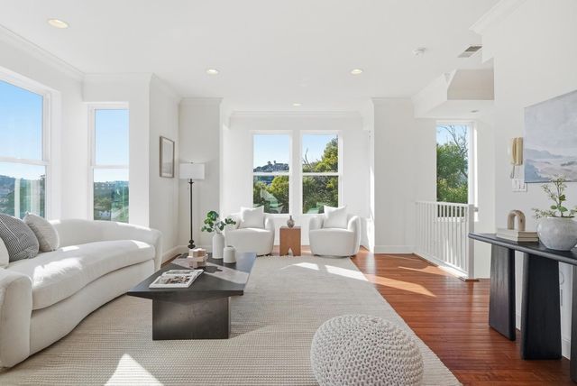 188 Mary Teresa Street, San Francisco, CA 94134