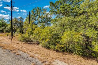 106 Wampum, Smithville, TX 78957