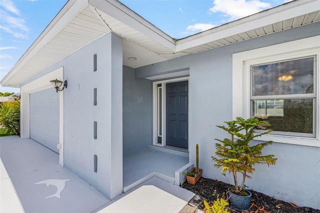 1320 SE 26TH TERRACE, Cape Coral, FL 33904