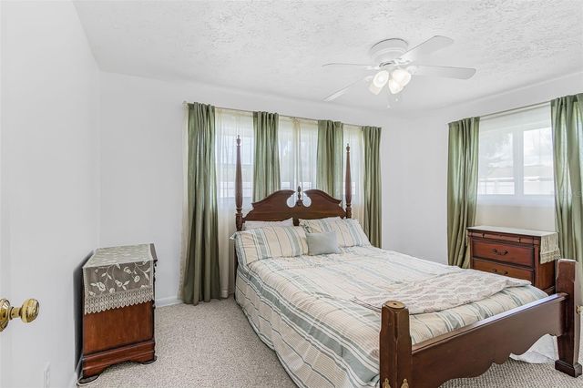 1320 SE 26TH TERRACE, Cape Coral, FL 33904