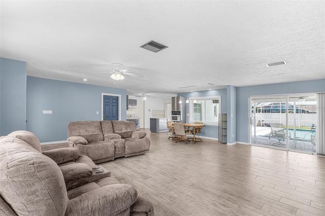 1320 SE 26TH TERRACE, Cape Coral, FL 33904