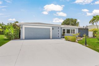 1320 SE 26TH TERRACE, Cape Coral, FL 33904