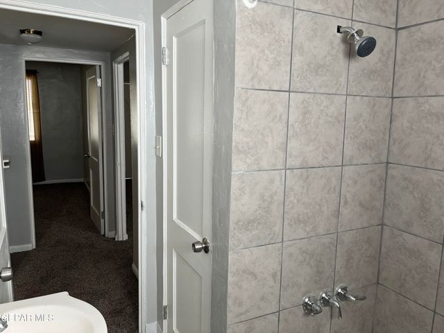 8168 VALLEY VIEW Drive, El Paso, TX 79907