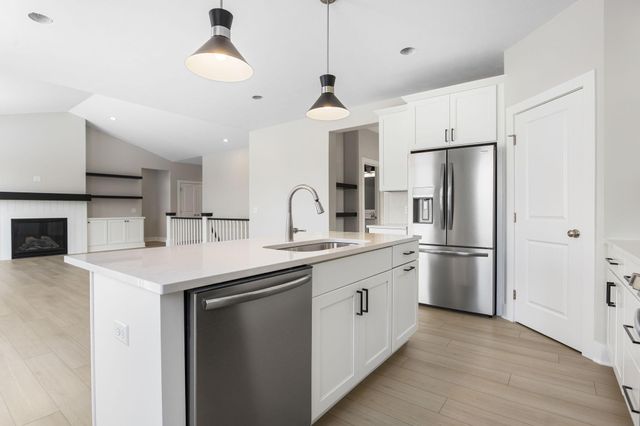 2735 Reagan Avenue, Holland Twp, MI 49464