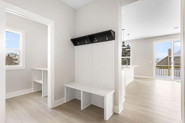 2735 Reagan Avenue, Holland Twp, MI 49464