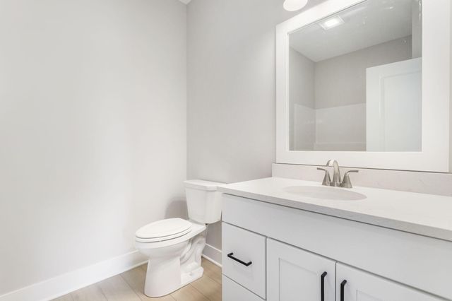 2735 Reagan Avenue, Holland Twp, MI 49464