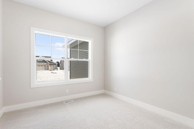 2735 Reagan Avenue, Holland Twp, MI 49464