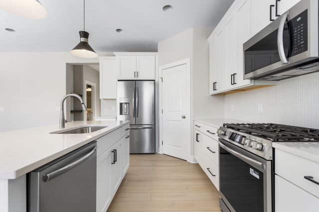 2735 Reagan Avenue, Holland Twp, MI 49464