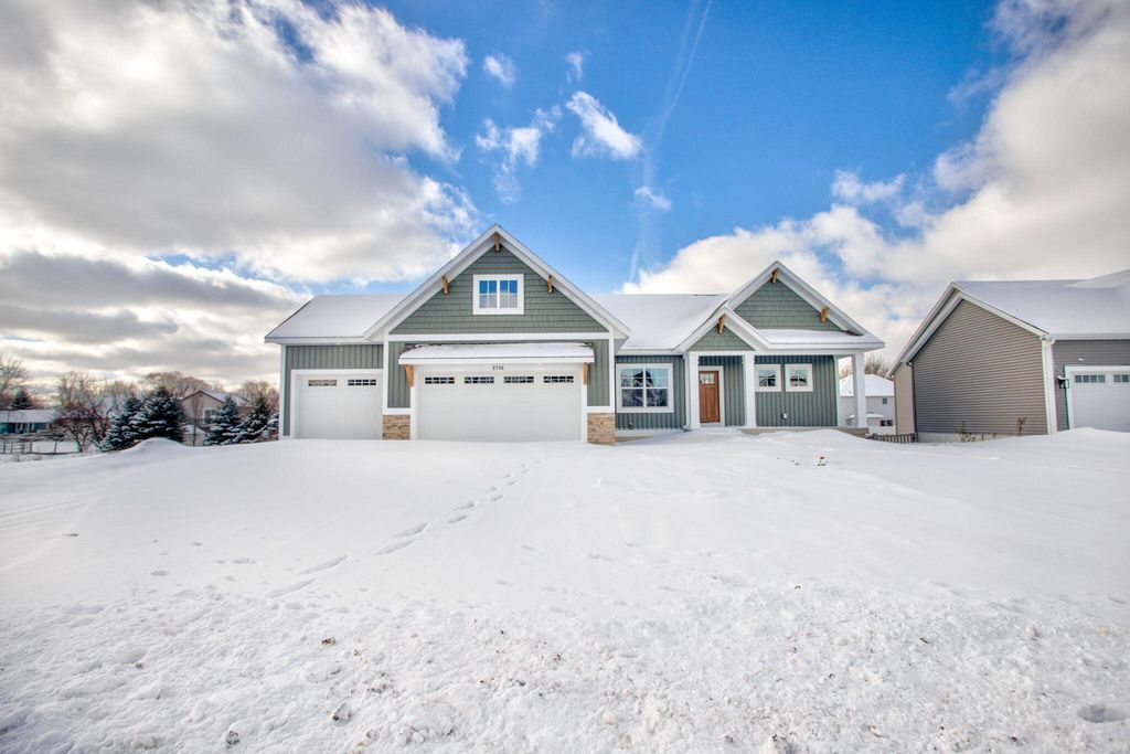 2735 Reagan Avenue, Holland Twp, MI 49464