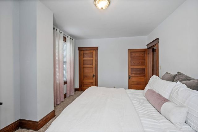 3785 Drake Avenue, Cincinnati, OH 45209