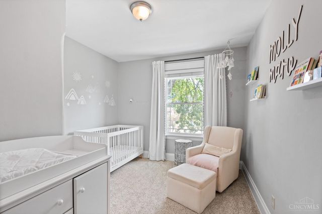 3785 Drake Avenue, Cincinnati, OH 45209