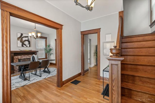 3785 Drake Avenue, Cincinnati, OH 45209