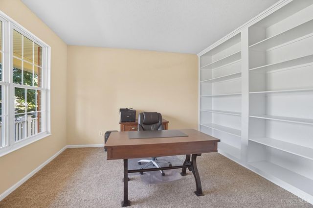 6082 Spring Lake Drive, Fairfield Twp, OH 45011