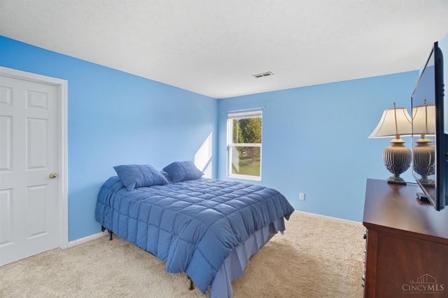 6082 Spring Lake Drive, Fairfield Twp, OH 45011