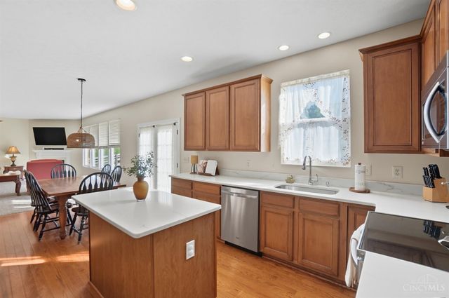 6082 Spring Lake Drive, Fairfield Twp, OH 45011