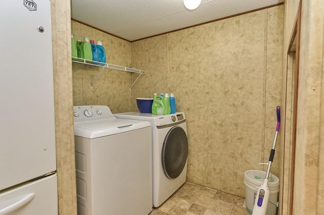 1003 Nunez Street, Beasley, TX 77417