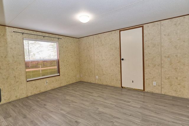1003 Nunez Street, Beasley, TX 77417