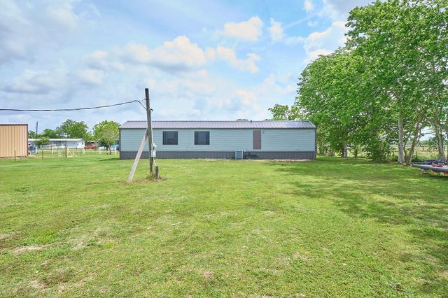 1003 Nunez Street, Beasley, TX 77417