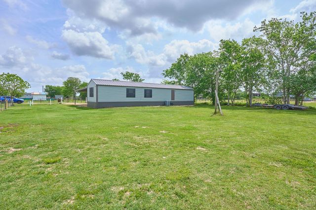 1003 Nunez Street, Beasley, TX 77417