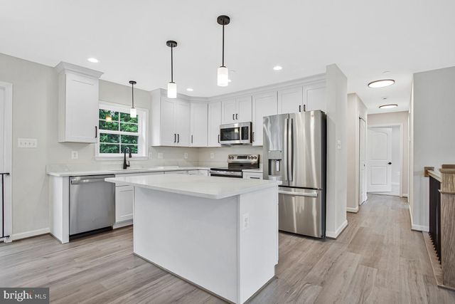 10-E POPLAR LN, Indian Head, MD 20640