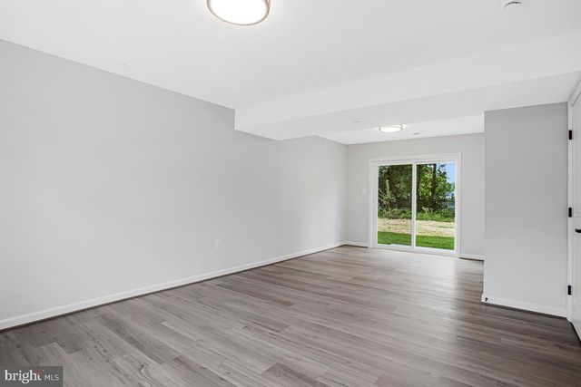 10-E POPLAR LN, Indian Head, MD 20640