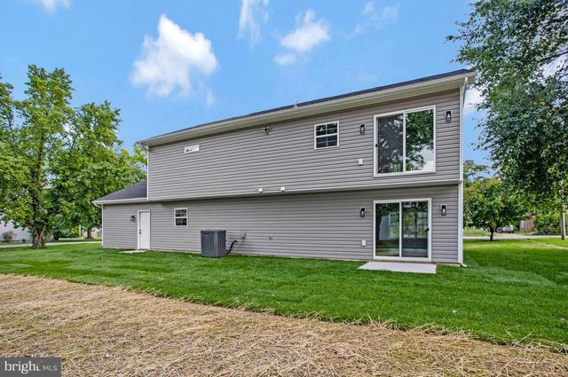 10-E POPLAR LN, Indian Head, MD 20640