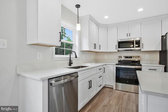 10-E POPLAR LN, Indian Head, MD 20640